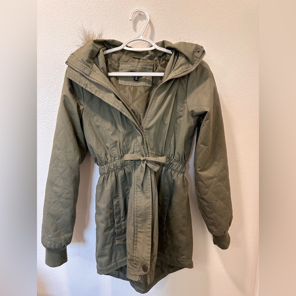 Cute, olive green jacket!